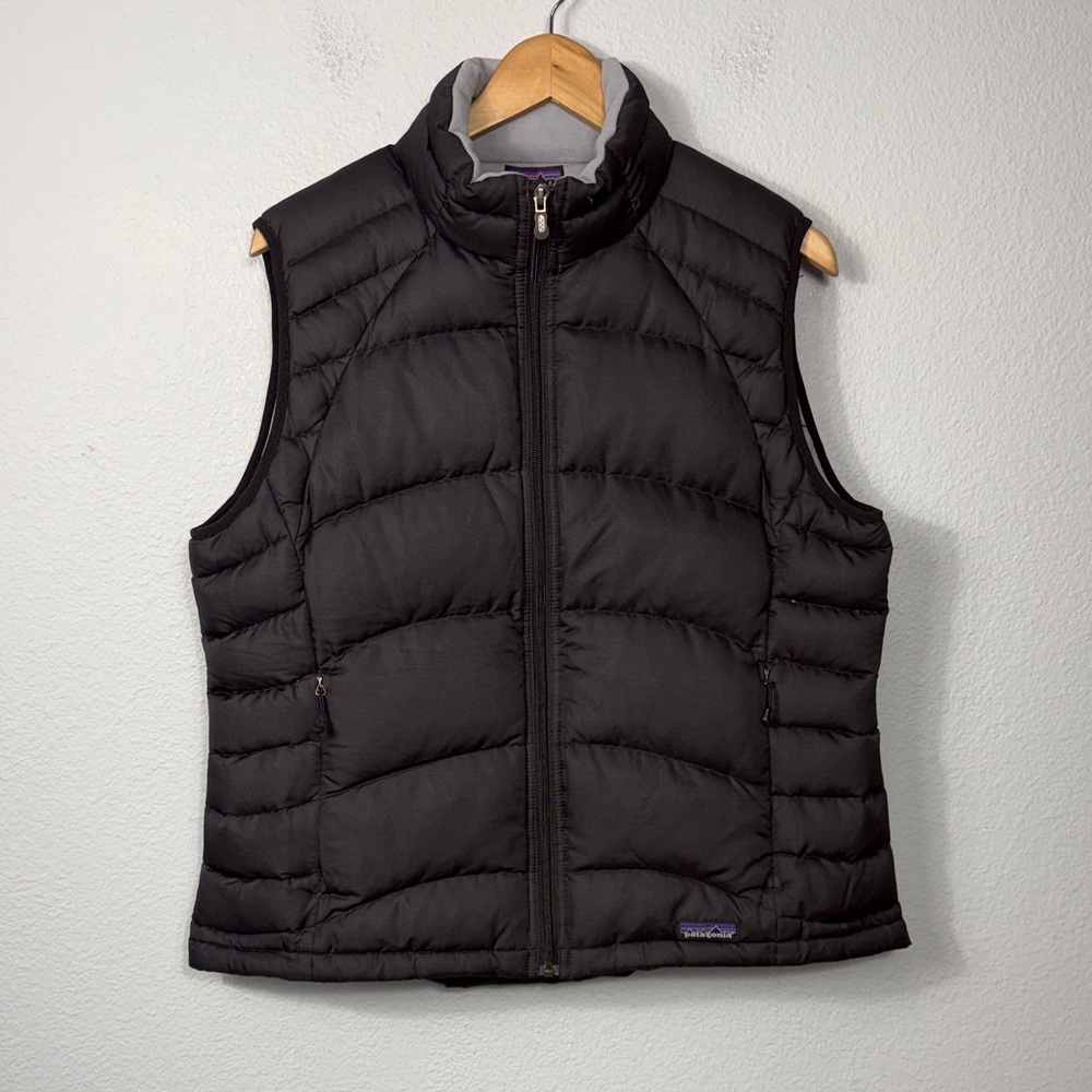 Retro Patagonia Black Quilted Women’s Down Vest